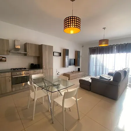 St Julians City & Sea Apartamento St. Julian's