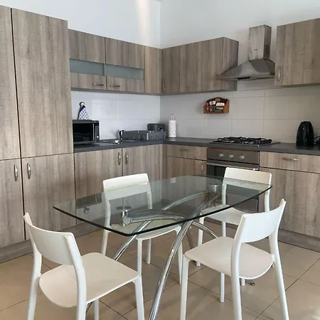 Apartamento St Julians City & Sea
